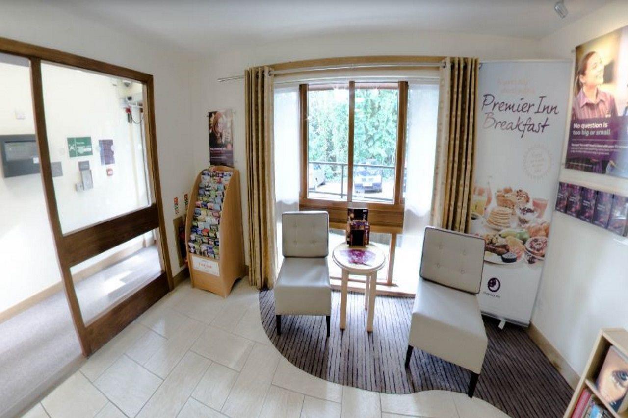 Premier Inn Portsmouth Horndean エクステリア 写真